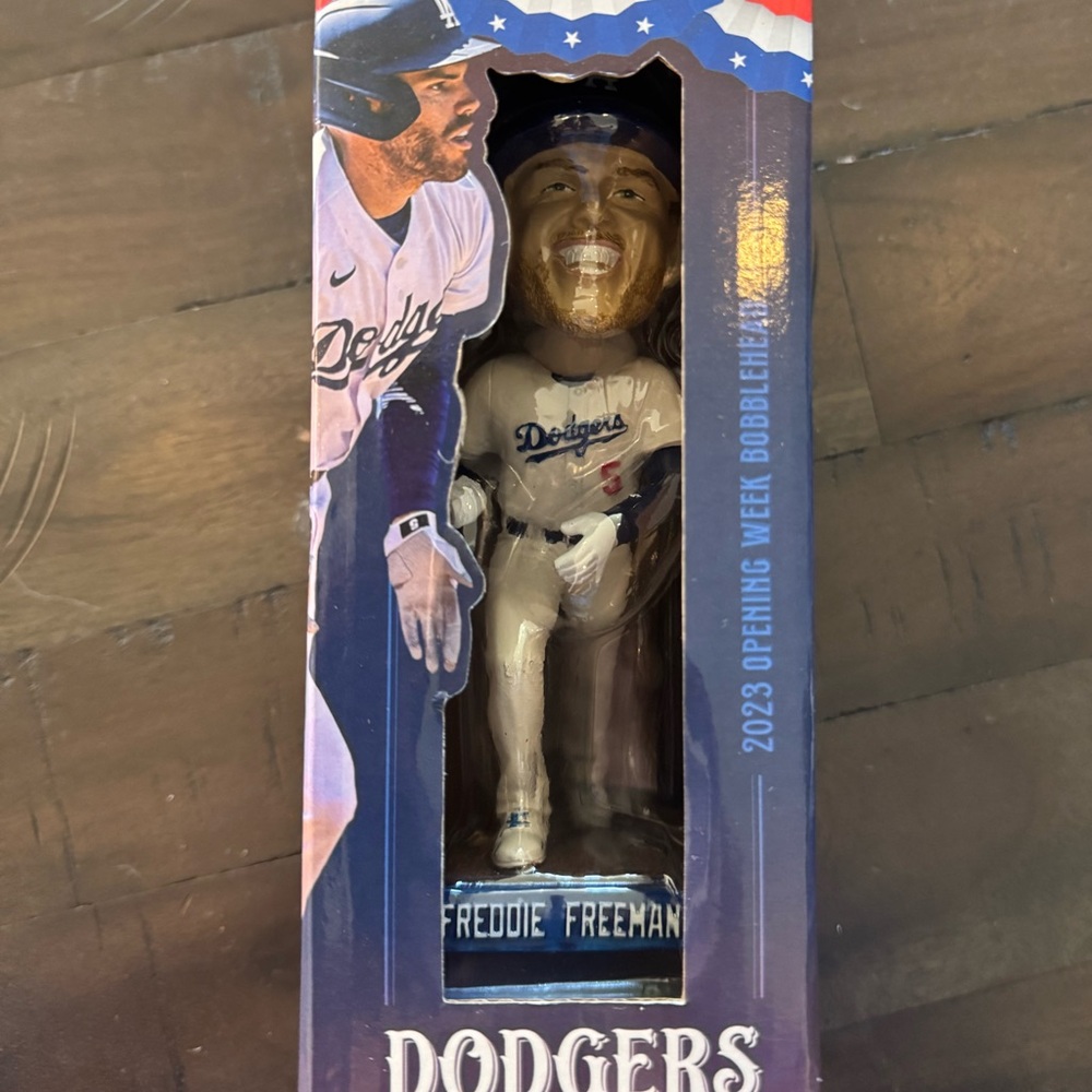 2023 Freddie Freeman Dodgers bobble head from opening week